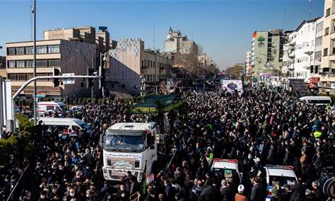 تشييع حاشد للشهداء المجهولين الايرانيين في طهران