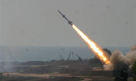 كوريا الشمالية تطلق صاروخاً بالستياً صوب بحر اليابان