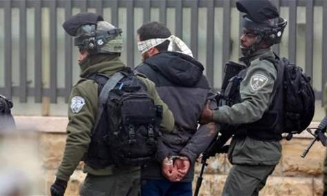 حملة اعتقالات تطال 13 فلسطينياً في الضفة والقدس