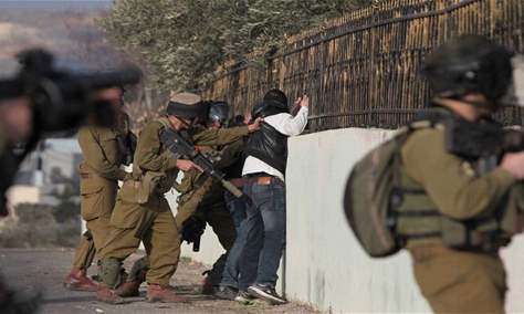 قوات الاحتلال تعتقل 20 فلسطينيا وارتفاع حصيلة الاعتقالات إلى 4840 معتقلا