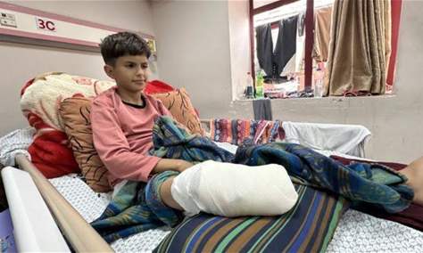من دون تخدير.. نحو 10 أطفال يفقدون أقدامهم يومياً في غزة