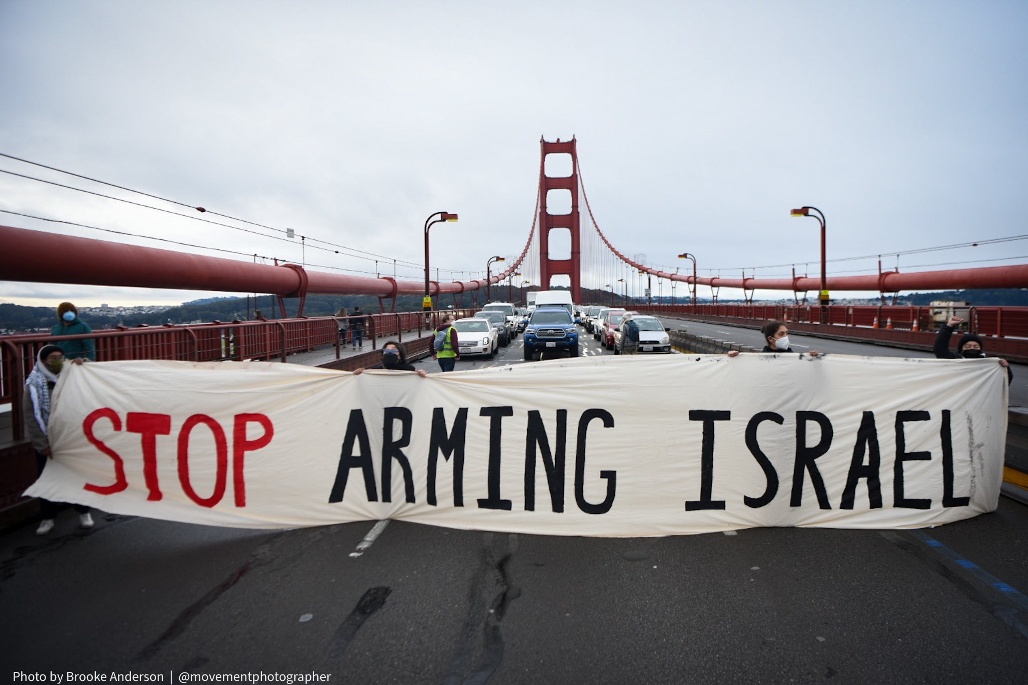 تظاهرات داعمة لغزة عند جسر البوابة الذهبية في سان فرانسيسكو