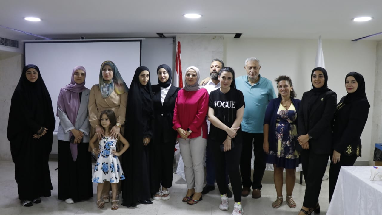 مشاريع طلابية ابتكارية لطلاب الإعلام في جامعة USAL