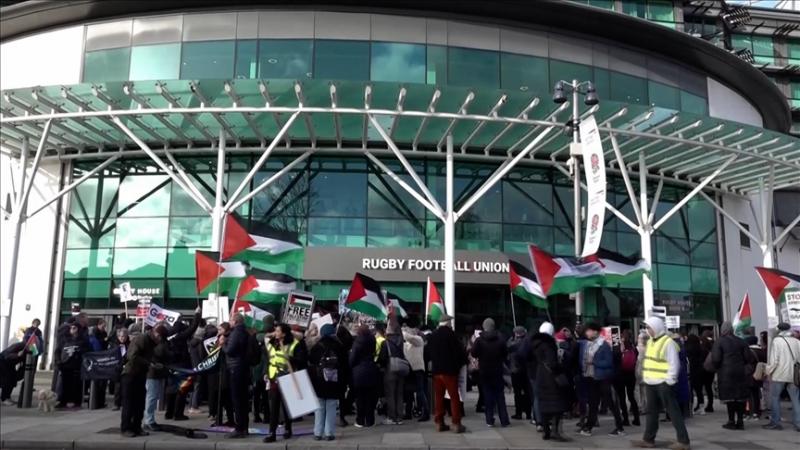 مظاهرة في لندن احتجاجًا على "المعرض الدولي للمركبات المدرعة" بسبب مشاركة شركات تبيع مركبات عسكرية تستخدمها إسرائيل